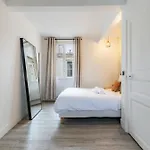 Апартаменты Escapade Parisienne Au Coeur D'un Quartier Mythique